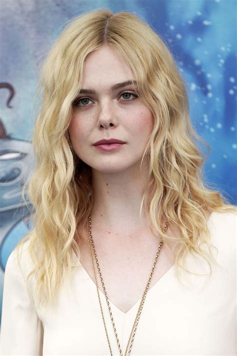 elle fanning recent photos